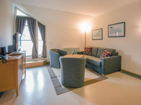 Klassik Appartement mit 2 Schlafzimmern und Balkon im Dachgeschoss 174
